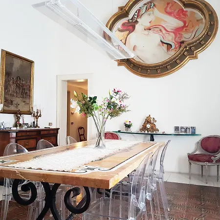Bed & Breakfast Residenza Vanvitelli 3*